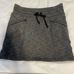 Athleta Drawstring Skirt in Gray, XXS, EUC